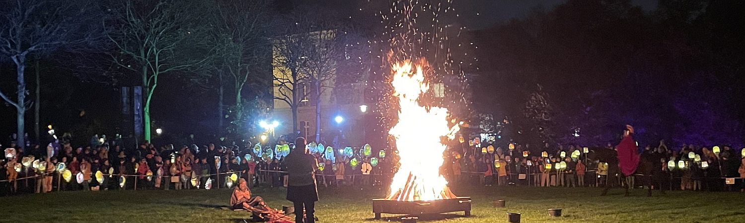 Martinsszene am Feuer_1